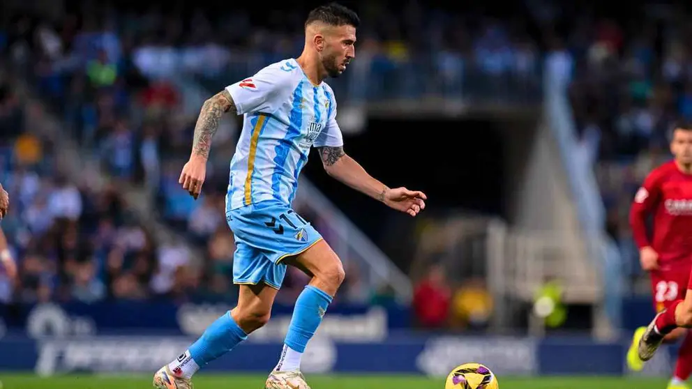 Dioni confiesa no saber nada de su futuro en el M&aacute;laga CF