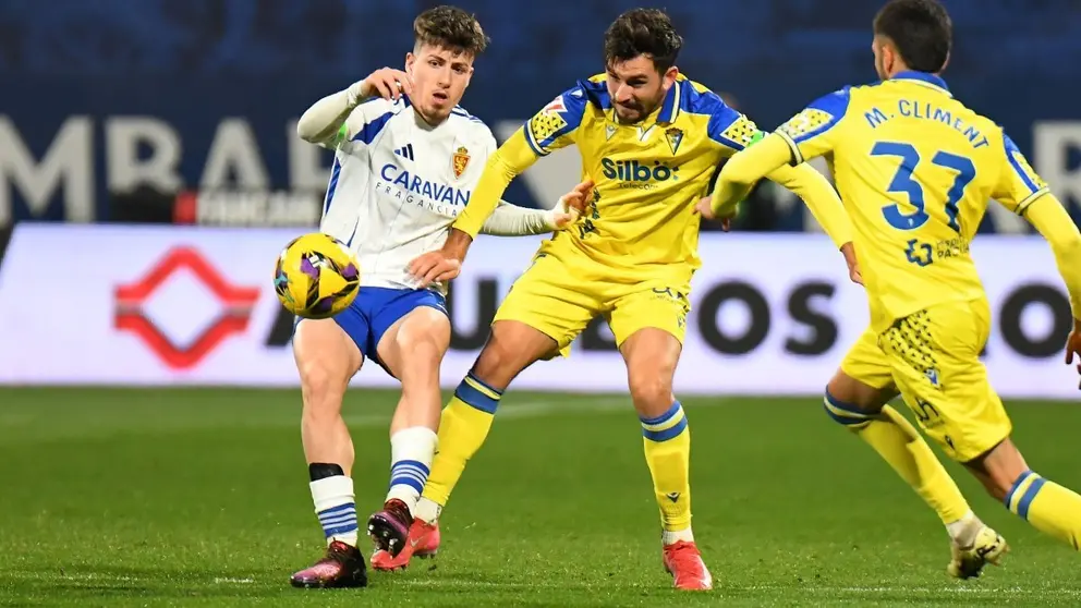 V&iacute;ctor Chust en el Real Zaragoza - C&aacute;diz CF | CCF