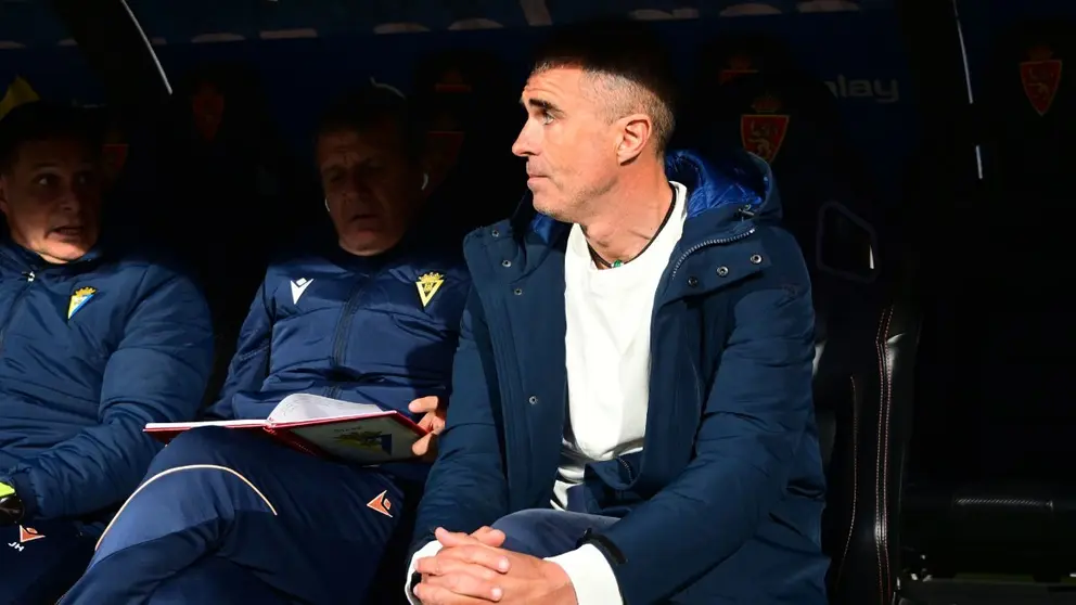 Gaizka Garitano durante el Real Zaragoza - C&aacute;diz CF | CCF