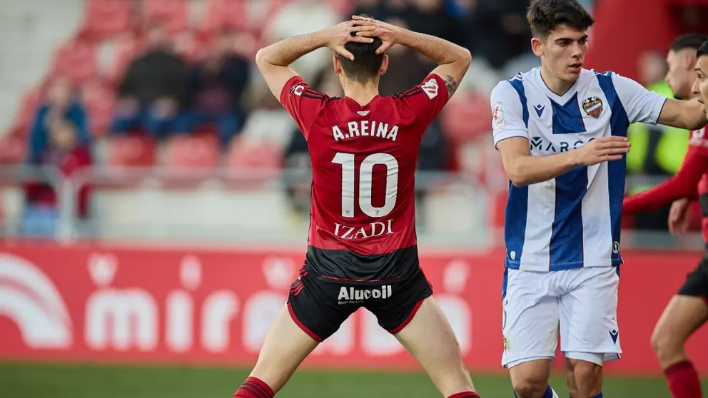Alberto Reina en el CD Mirand&eacute;s - Levante UD | CDM