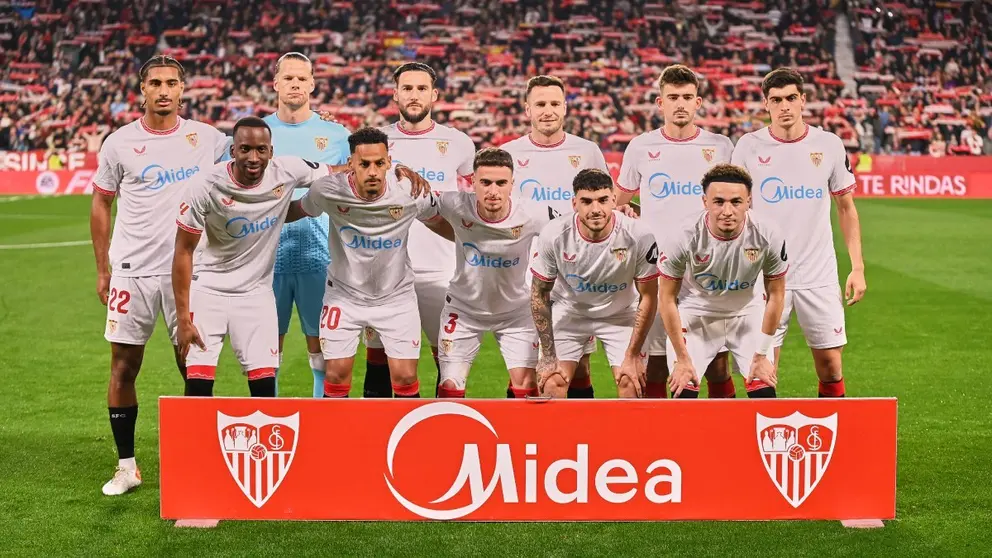 Once titular del Sevilla FC ante el FC Barcelona | Salvador L&oacute;pez Medina para El MIRA