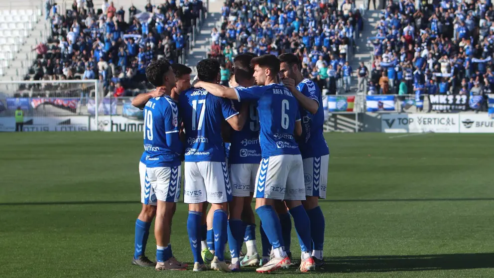 Real Balomp&eacute;dica Linense contra el Xerez Deportivo FC | Laura Sanz