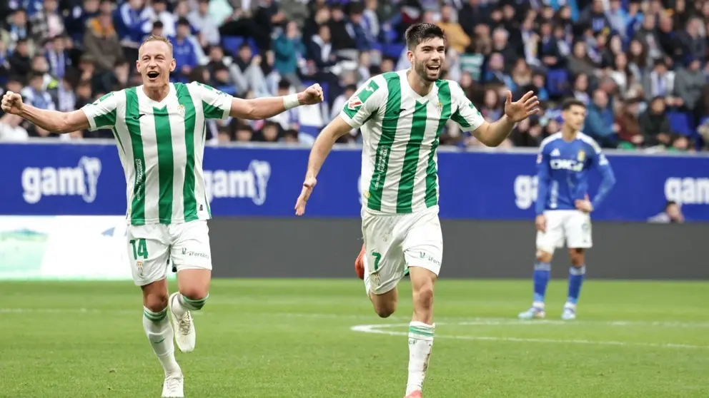 Th&eacute;o Zidane y Nikolay Obolskiy celebran un gol en el Real Oviedo - C&oacute;rdoba CF | CCF