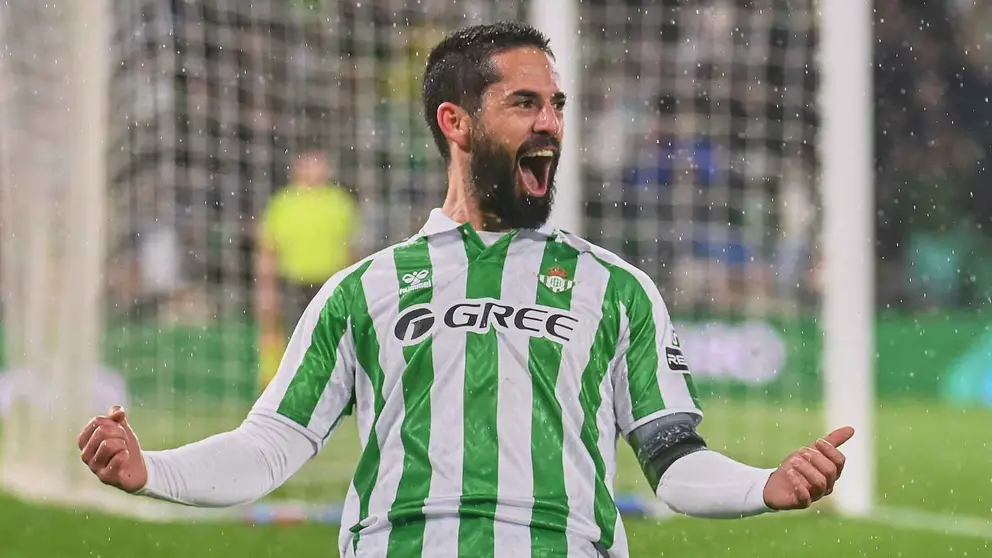 Isco Alarc&oacute;n celebra su gol en el Real Betis - Real Madrid | Salvador L&oacute;pez Medina para El MIRA