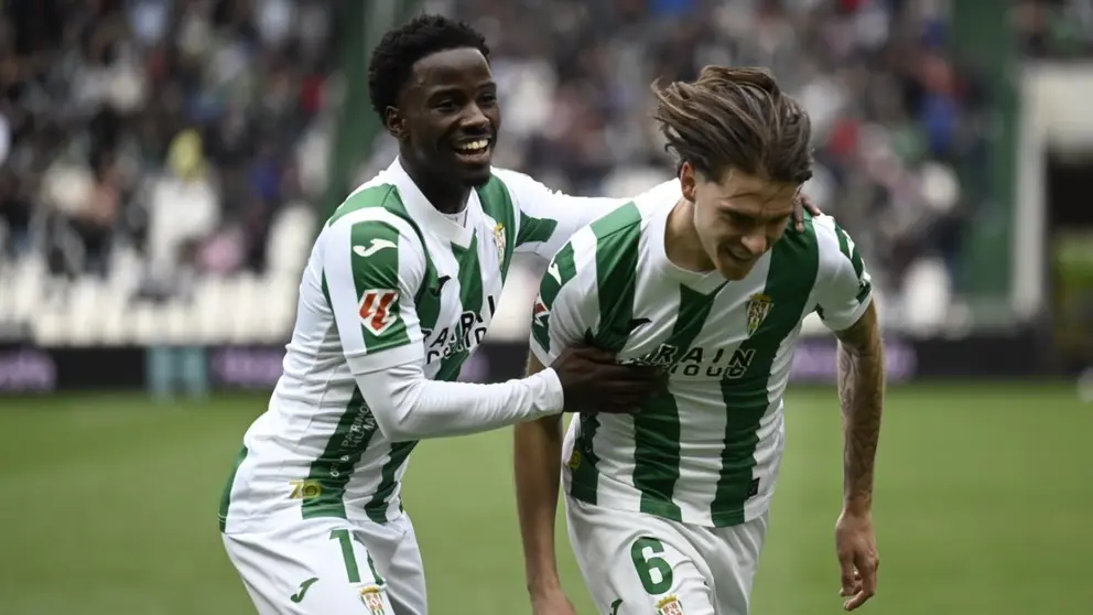 Adilson y &Aacute;lex Sala celebran uno de los goles del C&oacute;rdoba CF ante el Granada CF | CCF