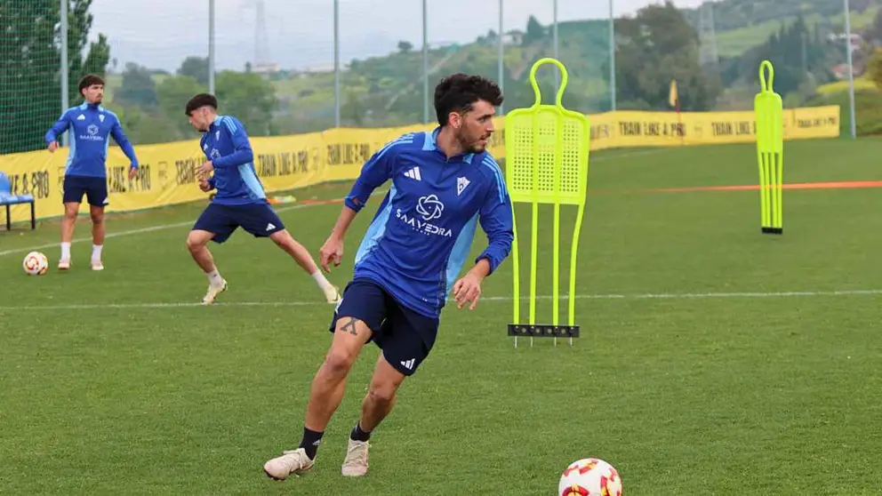 El Marbella FC quiere llenar su estadio ante el Villarreal