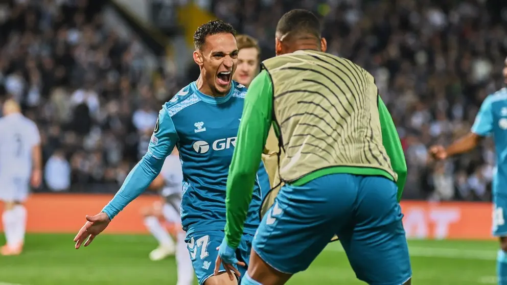 Antony celebra su gol en el Vitoria Guimaraes - Real Betis | Salvador L&oacute;pez Medina para El MIRA