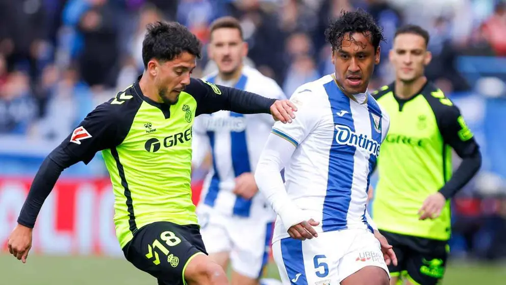 Pablo Fornals y Renato Tapia en el Legan&eacute;s - Real Betis | @CDLeganes