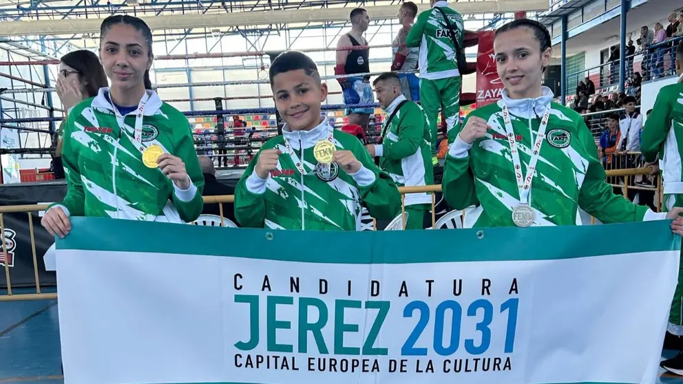 Alumnos del Team Abuelo en el Campeonato de Espa&ntilde;a de Muaythai