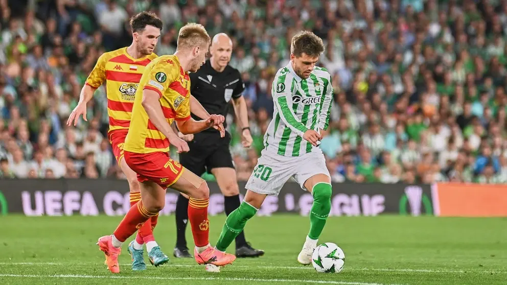 Gio Lo Celso en el Real Betis - Jagiellonia | Salvador L&oacute;pez Medina para El MIRA