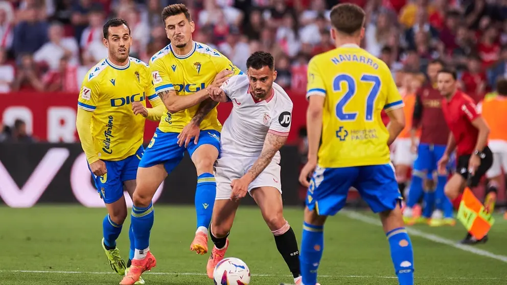 Suso Fern&aacute;ndez en el Sevilla FC - C&aacute;diz CF | Salvador L&oacute;pez Medina para El MIRA