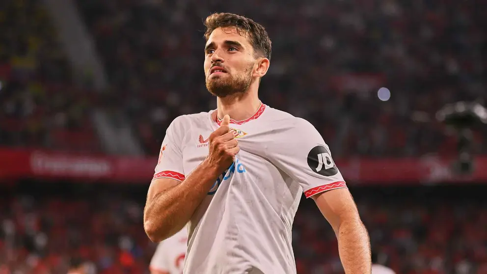 Garc&iacute;a Pascual celebra su gol en el Sevilla FC - UD Las Palmas | Salvador L&oacute;pez Medina para El MIRA