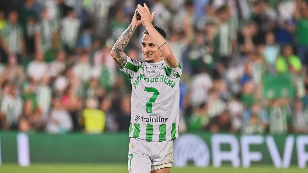 Antony celebra su gol en el Real Betis - Fiorentina | Salvador L&oacute;pez Medina para El MIRA