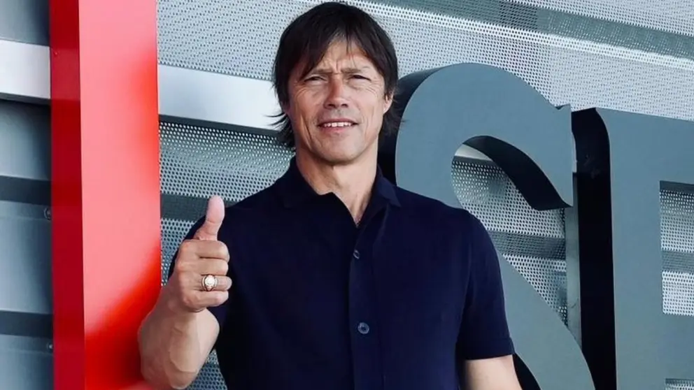 Mat&iacute;as Almeyda en su visita a la Ciudad Deportiva del Sevilla FC 1 SFC
