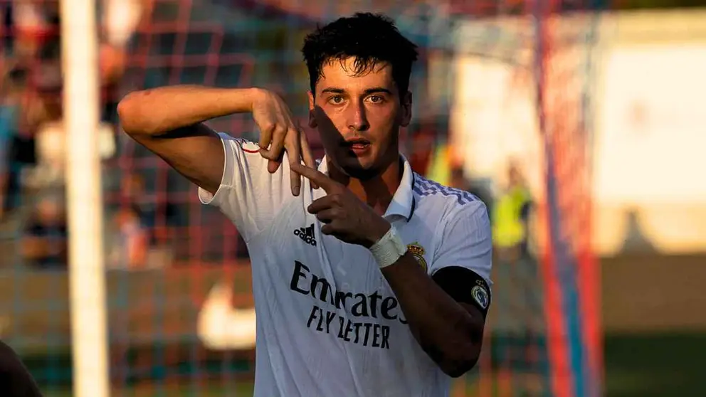 Carlos Dotor ya es el segundo fichaje oficial del M&aacute;laga CF 2025/2026