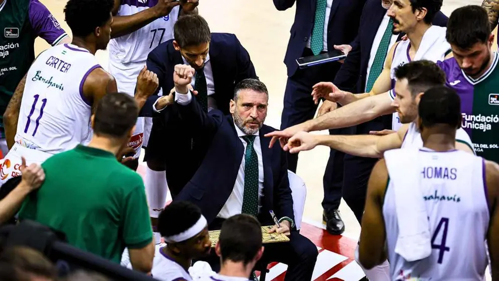 El presidente del Unicaja Baloncesto considera a Ibon Navarro "el mejor entrenador de la ACB"
