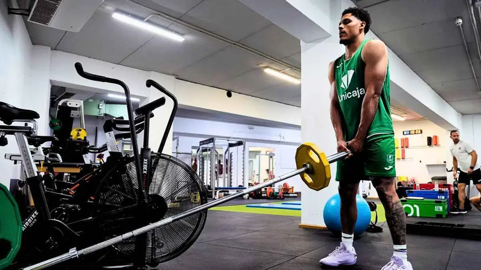 Xavier Casta&ntilde;eda se incorpora a un Unicaja Baloncesto que "se escucha en toda Europa"