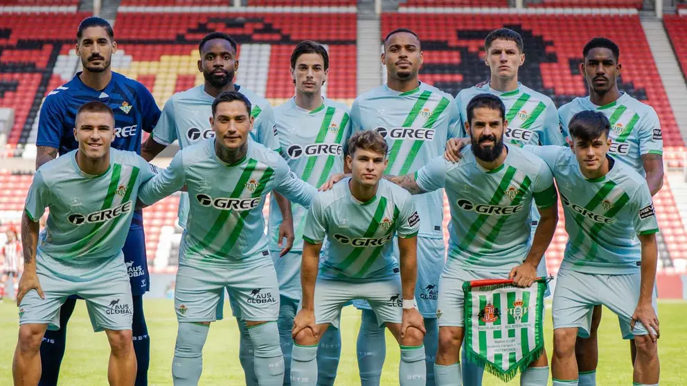 Alineaci&oacute;n del Real Betis en el amistoso frente al Sunderland | @RealBetis