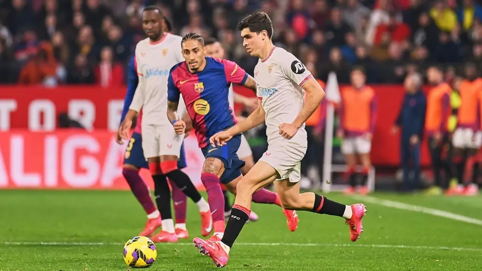 Juanlu S&aacute;nchez en el Sevilla FC - FC Barcelona | Salvador L&oacute;pez Medina para El MIRA