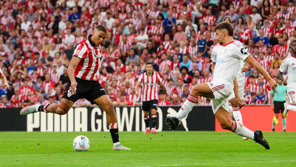 Maroan y Kike Salas en el Athletic Club - Sevilla FC | @AthleticClub