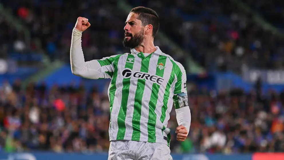 Isco Alarc&oacute;n celebra un gol con el Real Betis | Salvador L&oacute;pez Medina para El MIRA