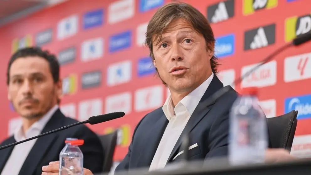 Mat&iacute;as Almeyda en su presentaci&oacute;n con el Sevilla FC | Salvador L&oacute;pez Medina para El MIRA