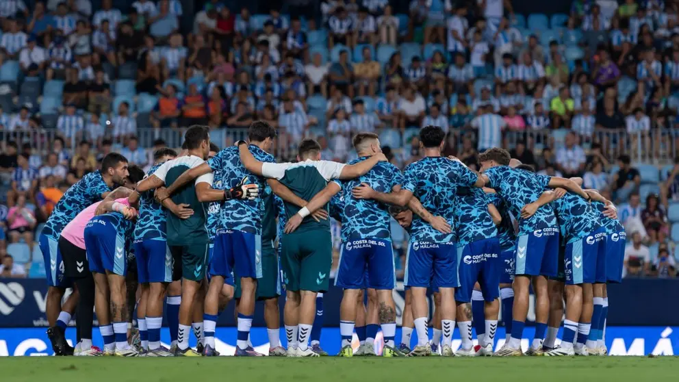 Los jugadores del M&aacute;laga CF, concentrados antes de un partido en La Rosaleda | MCF
