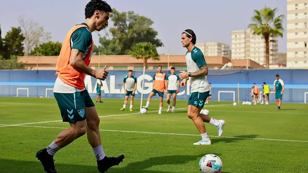 El M&aacute;laga CF empieza a preparar la visita a Huesca sin dos titulares