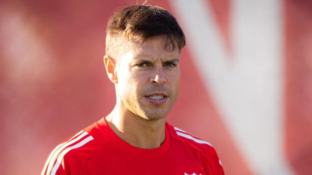 C&eacute;sar Azpilicueta durante un entrenamiento con el Sevilla FC | SFC