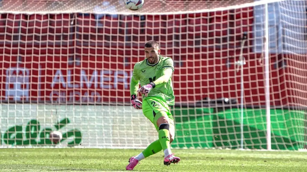 Lu&iacute;s Maximiano, cancerbero portugu&eacute;s de la UD Almer&iacute;a | UDA