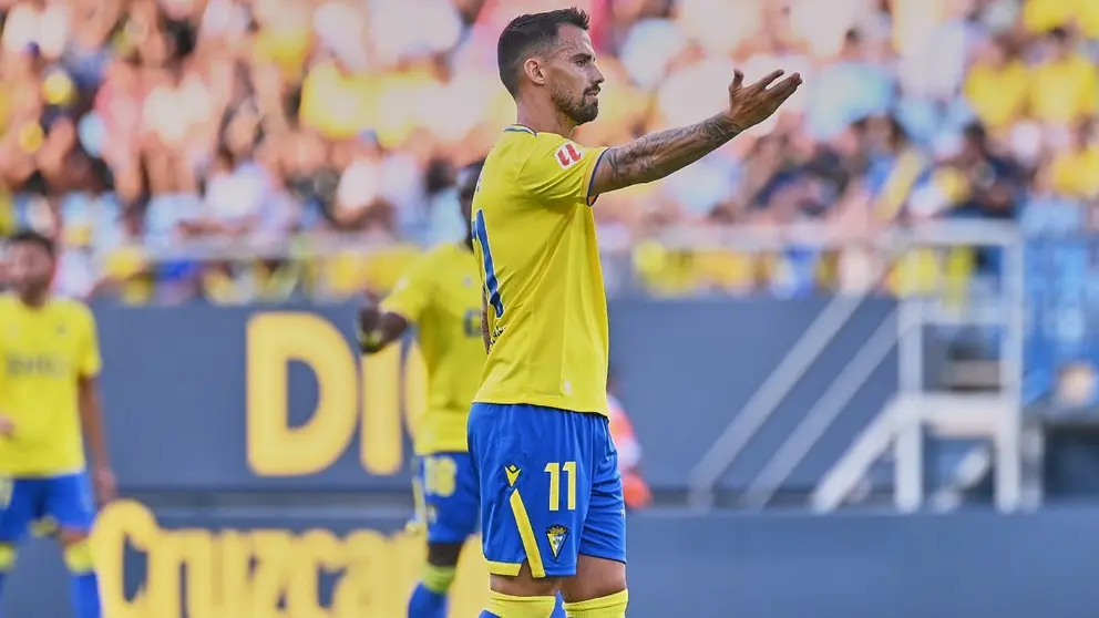 Suso Fern&aacute;ndez en el C&aacute;diz CF - CD Mirand&eacute;s | Salvador L&oacute;pez Medina para El MIRA