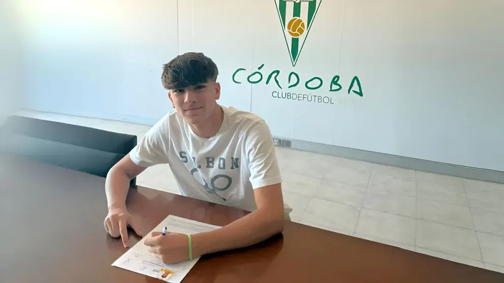 Rafa Mateos, un delantero de futuro para el C&oacute;rdoba CF