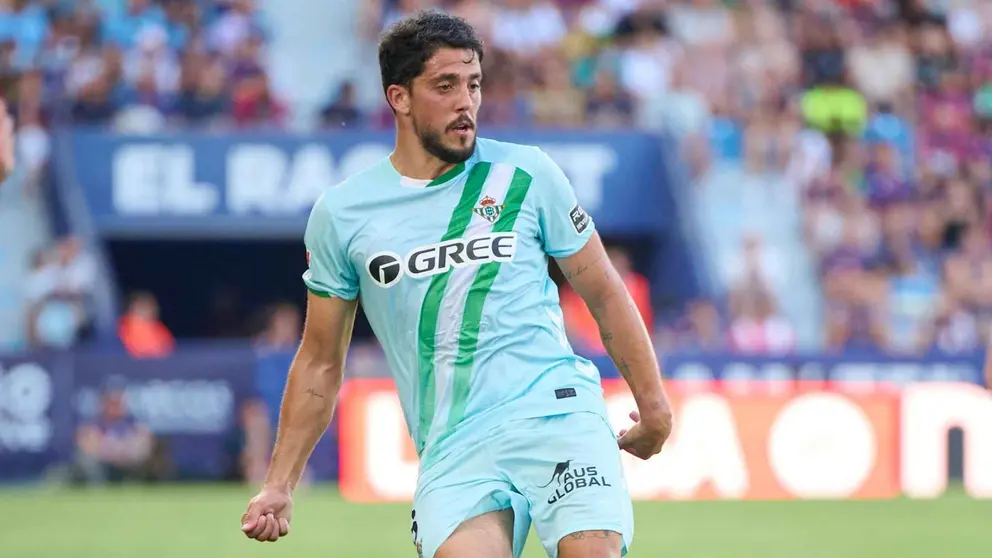 Pablo Fornals en el Levante - Real Betis | @RealBetis