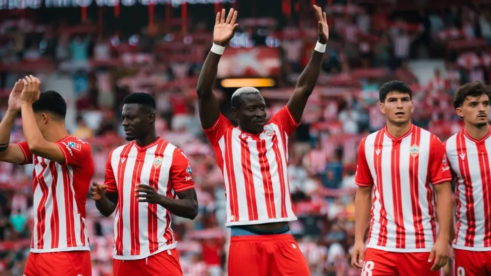 Los jugadores de la UD Almer&iacute;a saludan a los aficionados | UDA