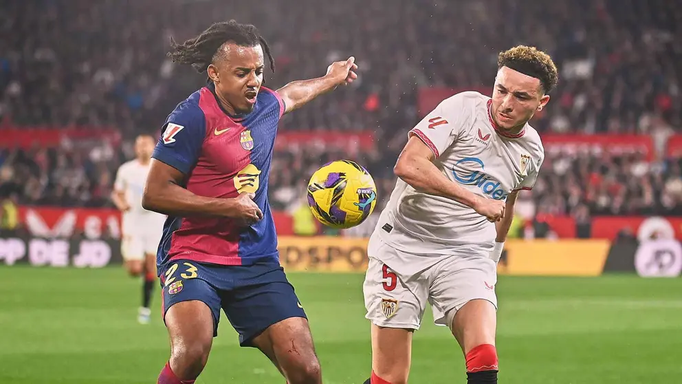 Kound&eacute; y Rub&eacute;n Vargas en el &uacute;ltimo Sevilla FC - FC Barcelona | Salvador L&oacute;pez Medina para El MIRA