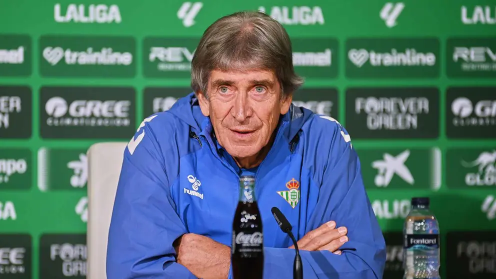 Manuel Pellegrini en la rueda de prensa previa a El Gran Derbi | Salvador L&oacute;pez Medina para El MIRA