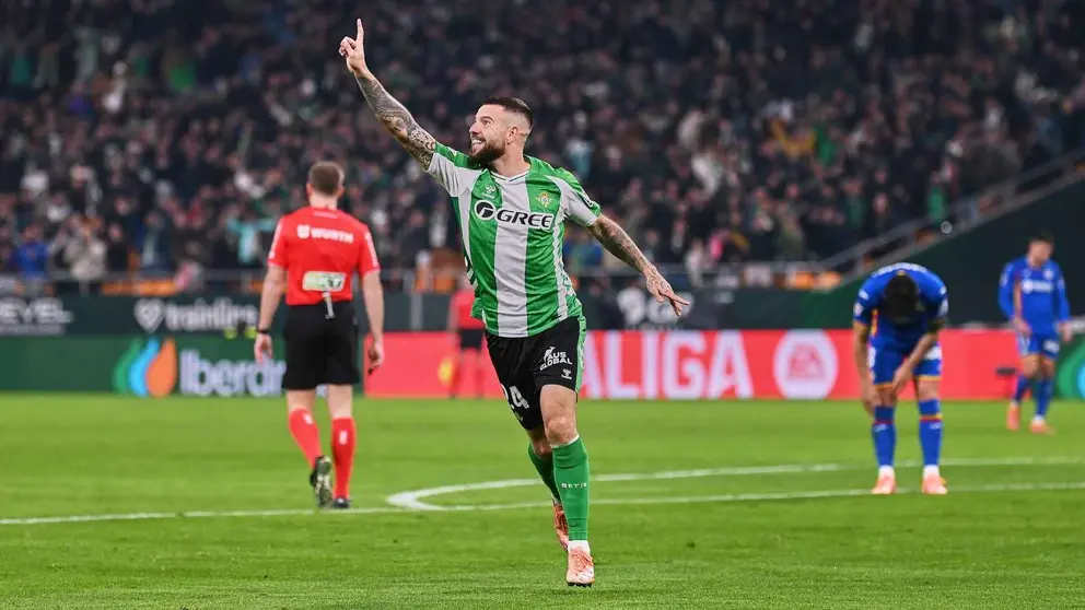 Aitor Ruibal celebra su gol en el Real Betis - Getafe CF | Salvador L&oacute;pez Medina