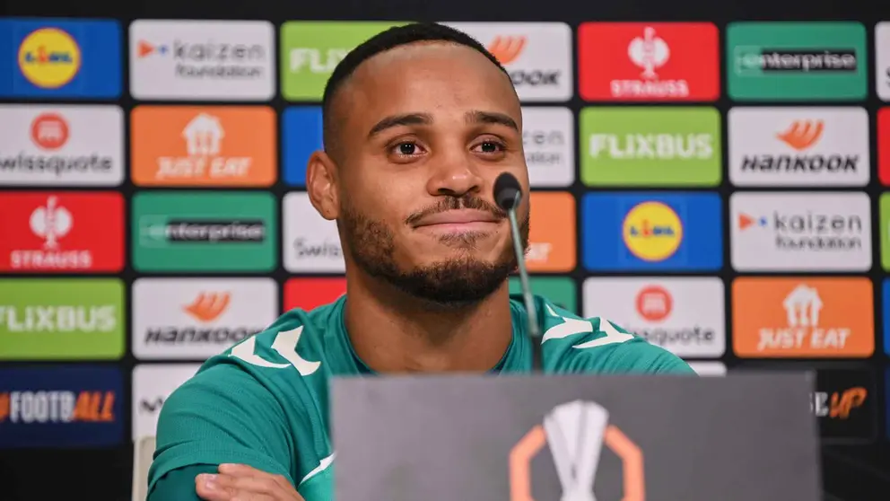 Natan en la rueda de prensa previa al Real Betis - Feyenoord | Salvador L&oacute;pez Medina