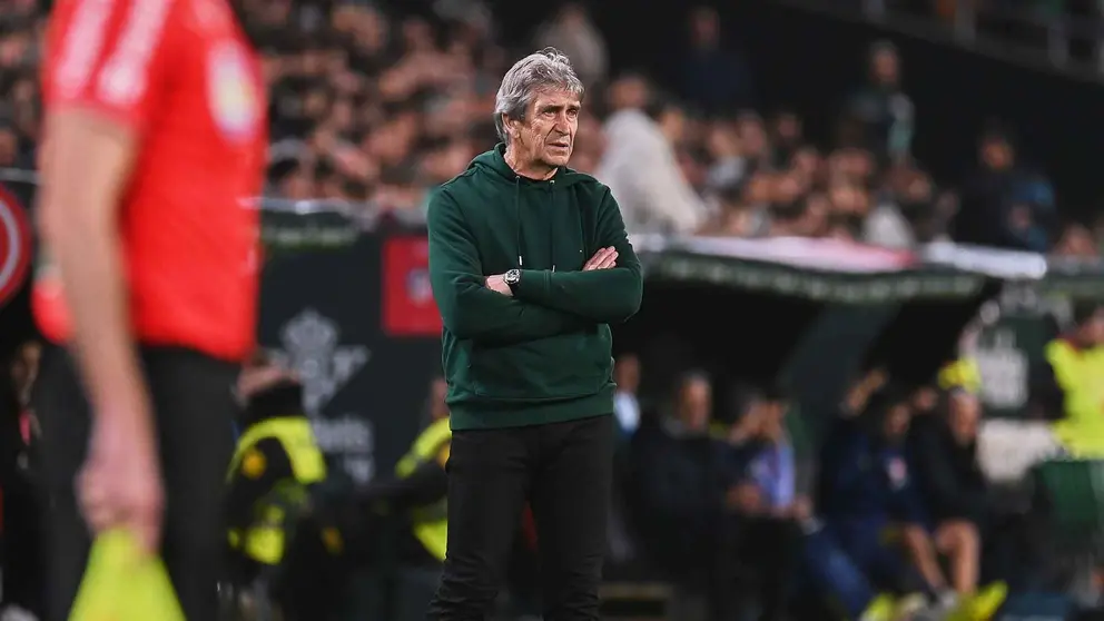 Manuel Pellegrini en el Real Betis - Atl&eacute;tico de Madrid | Salvador L&oacute;pez Medina para El MIRA