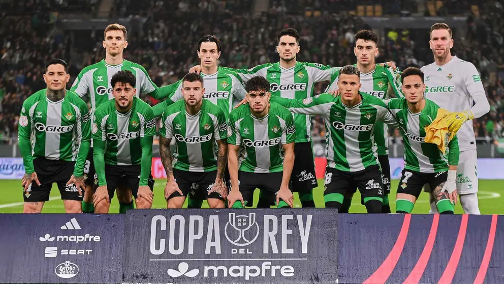 Alineaci&oacute;n del Real Betis ante el Atl&eacute;tico de Madrid | Salvador L&oacute;pez Medina