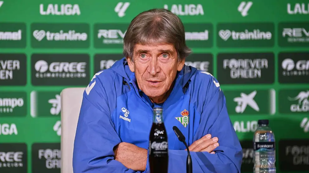 Manuel Pellegrini en rueda de prensa | Salvador L&oacute;pez Medina