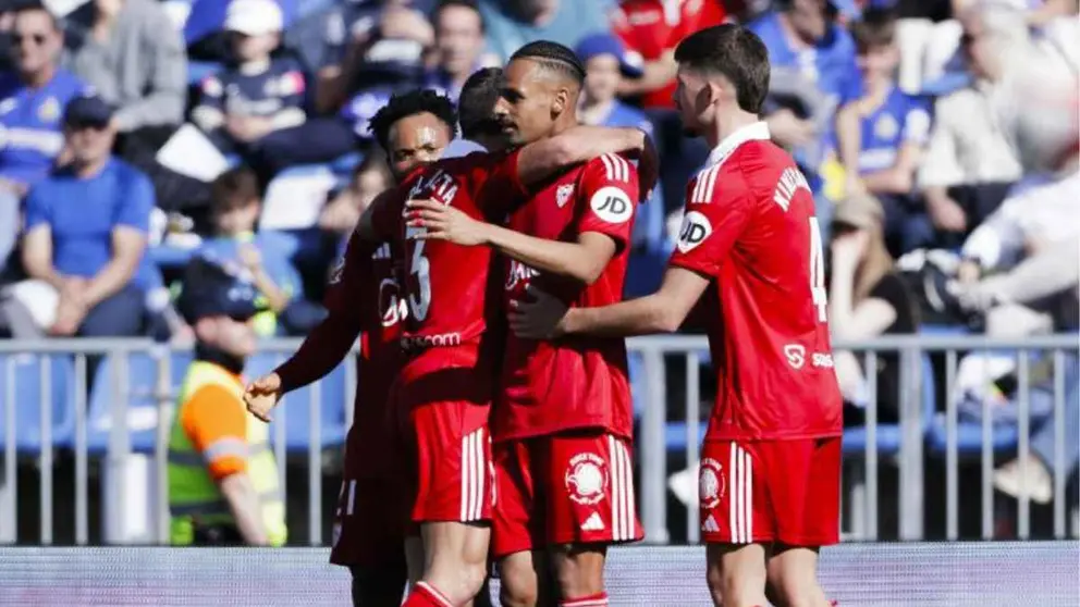 Los jugadores del Sevilla FC celebran el gol de Sow ante el Getafe CF | LaLiga