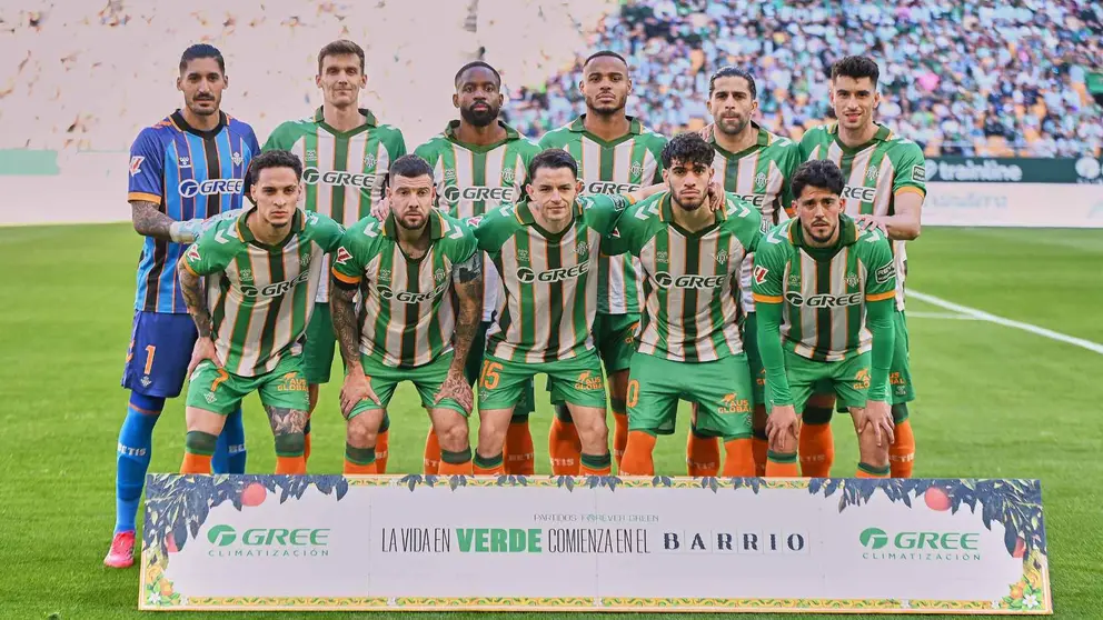 Alineaci&oacute;n del Real Betis ante el Rayo Vallecano | Salvador L&oacute;pez Medina