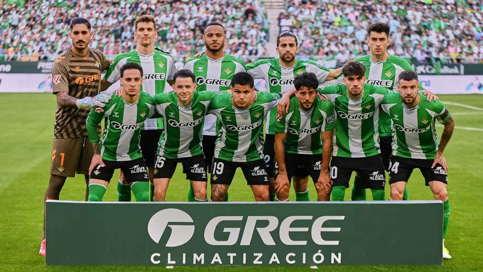 Alineaci&oacute;n del Real Betis ante el Sevilla FC | Salvador L&oacute;pez Medina