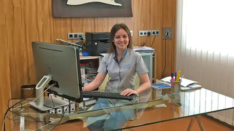 Mar&iacute;a &Aacute;ngeles Garc&iacute;a,   Higienista Dental en Saludent | Imagen de Mewy Fern&aacute;ndez para MIRA Jerez