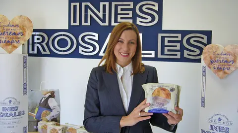Valle Guerrero en la f&aacute;brica de In&eacute;s Rosales de Sevilla