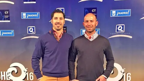 Adri&ntilde;an Mac&iacute;as y Andr&eacute;s Ram&iacute;rez en la Noche Q 2016