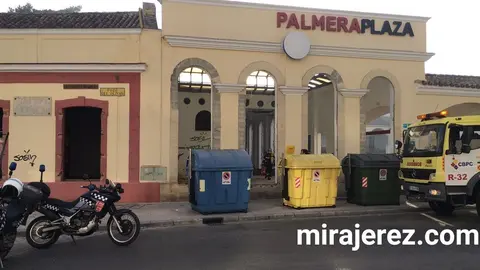 Imagen de archivo de un incendio en el hotel abandonado