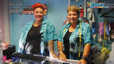Sonia y Miriam, propietarias de Sonia Up Shop | Manuel Jes&uacute;s Ruiz para MIRA Jerez