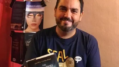 Jes&uacute;s Jim&eacute;nez Ca&ntilde;adas, autor de 'Las tres muertes de Salvochea'